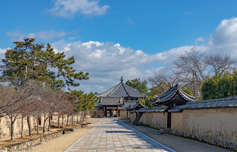 法隆寺東院伽藍（夢殿）